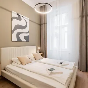 N36- Boutique Apartments, Location, By Bqa Apartamento Budapeste